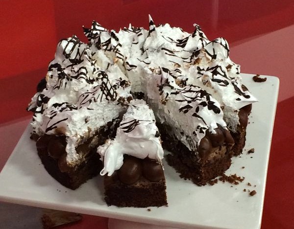 Envio y venta de flores ,rosas, plantas,arreglos florales ,regalos y desayunos a domicilio con delivery gratis en la Ciudad Autonoma de Buenos Aires y con costo de env�o en localidades del Gran Buenos Aires asi como delivery de flores y plantas a trav�s de florerias asociadas en todas las provincias de la Argentina, Buenos Aires, la Pampa, Tucuman, La Rioja, R�o Negro, Entre Rios, Corrientes, Misiones, Neuquen, Chubut, Tierra del Fuego, Santa Cruz, San Luis, Mendoza, Cordoba, Jujuy, Formosa, Santiago del Estero, Salta, Chaco, Catamarca ,San Juan, y ademas realizamos el delivery de flores ,coronas,palmas , plantas y regalos a todas las ciudades de Argentina, Mar del Plata, C�rdoba, Buenos Aires, con cargo en Santa Rosa, La Plata, Bella Vista, Neuquen, Pilar, Paran�, Posadas, Resistencia, Cipolleti y mas de 300 ciudades y localidades en todo el territorio de nuestro pa�s, asi como tambien tenemos la posibilidad de enviar flores a casi todo el mundo en cuestion de horas